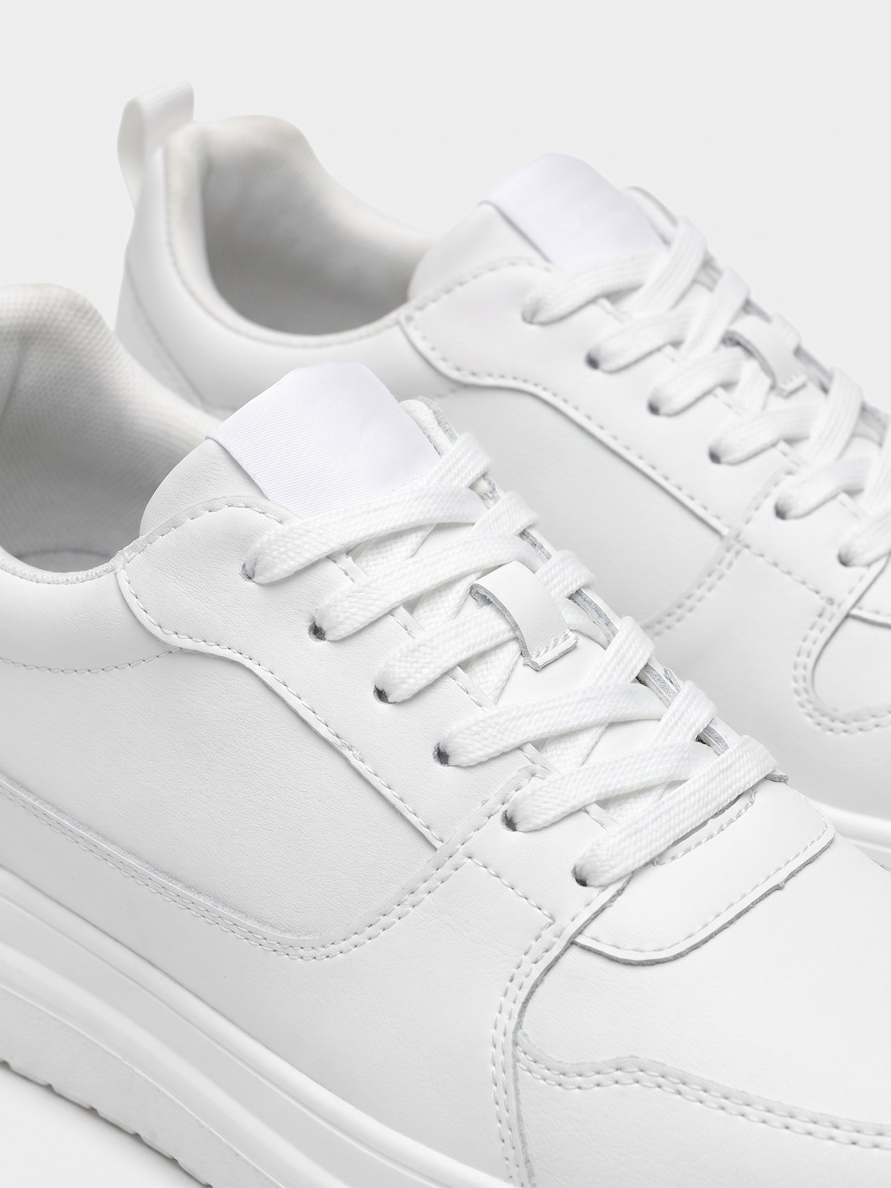 #color_white