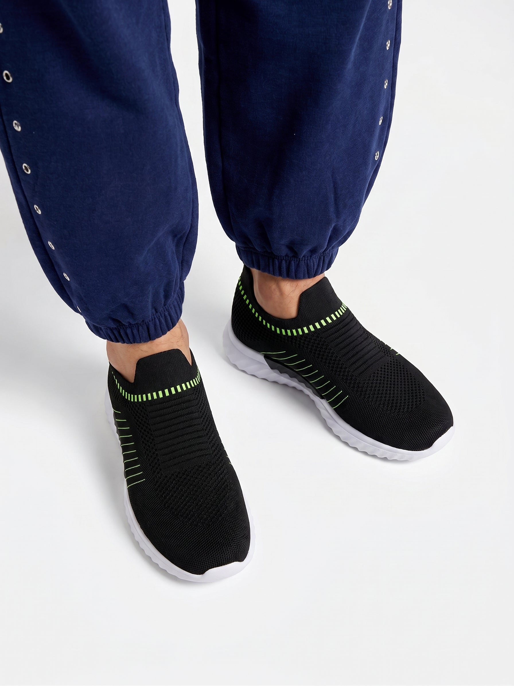 #color_black-green