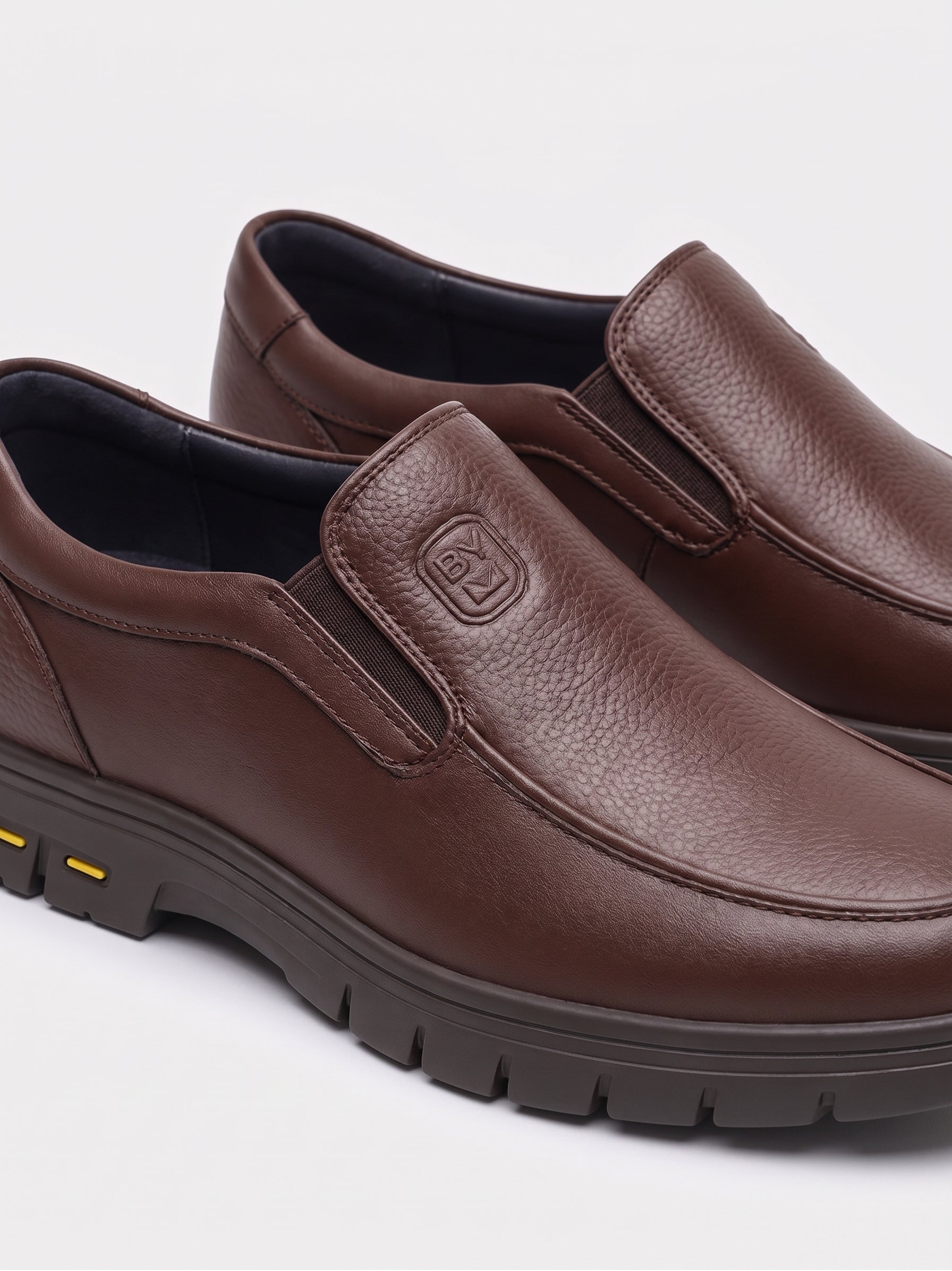 #color_brown
