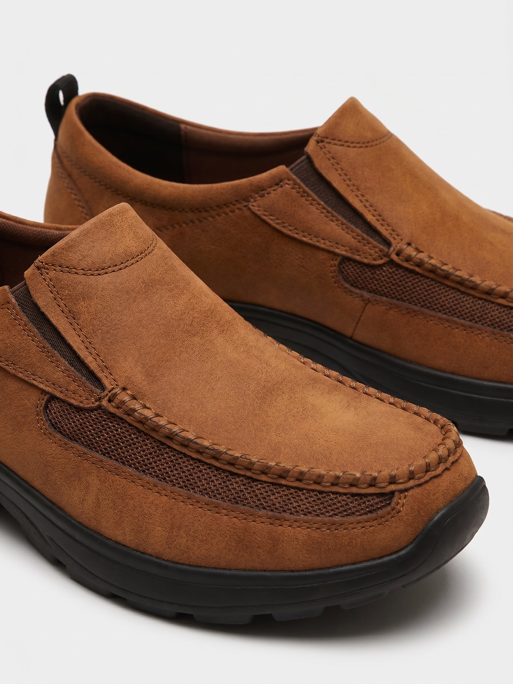 #color_brown