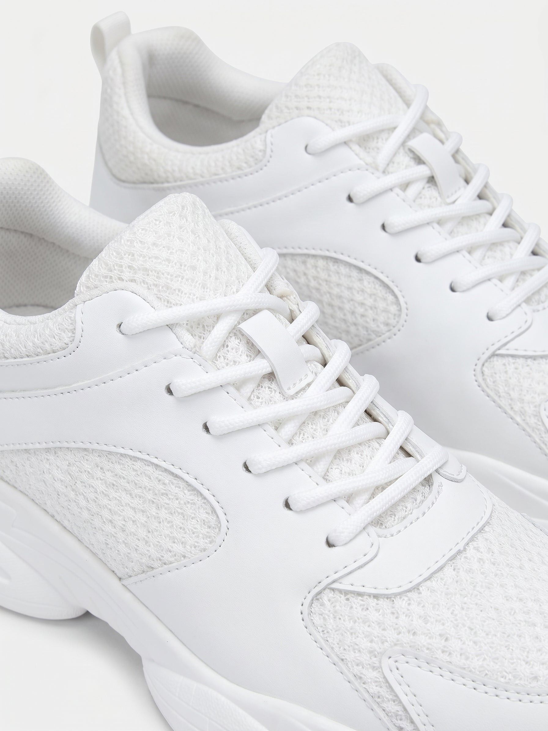 #color_white